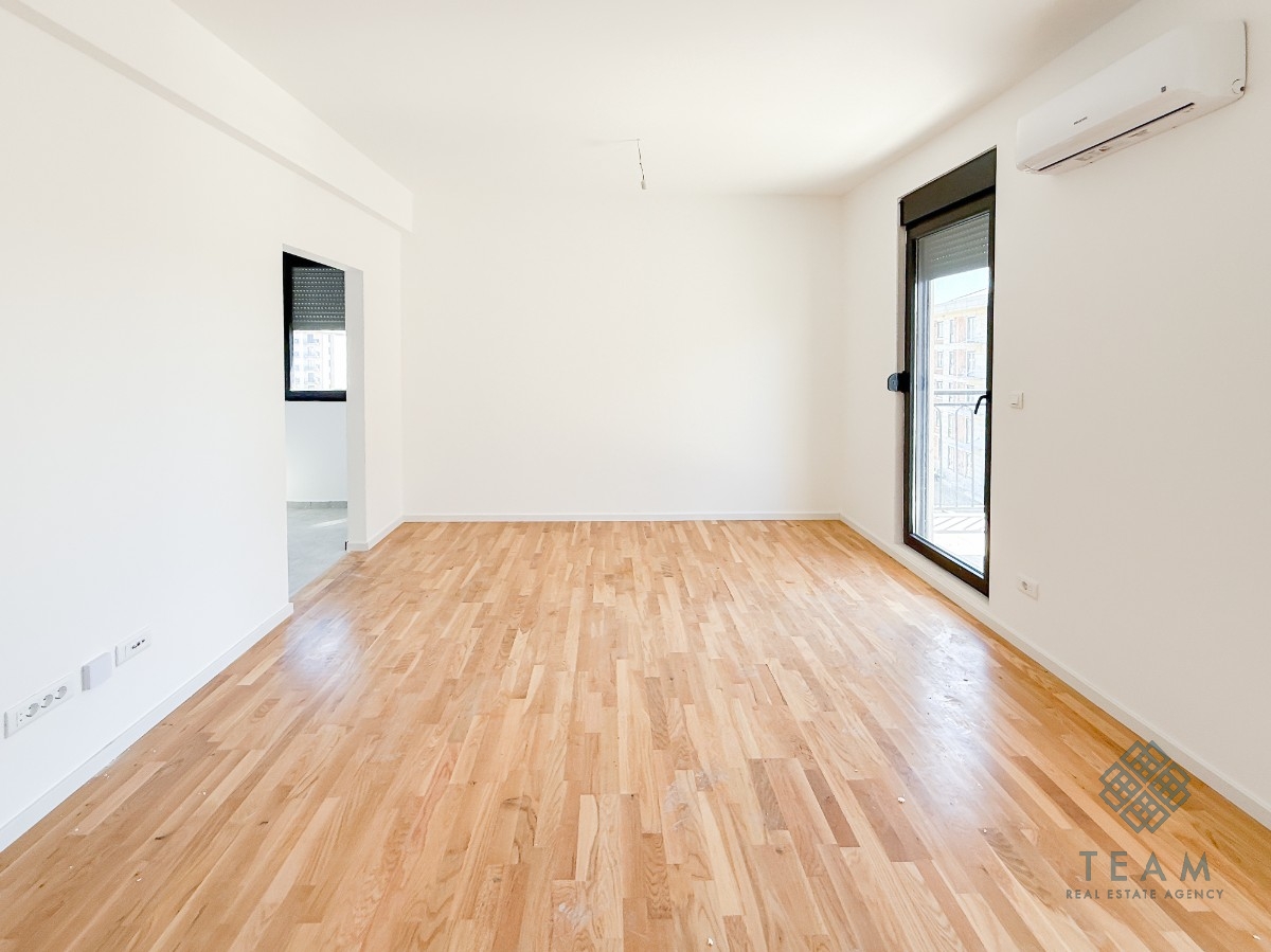 Podgorica, Tološi, dvosoban stan 64 m²